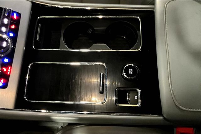 Used 2020 Lincoln Aviator Reserve w/ Elements Package Plus AWD/4WD image 31