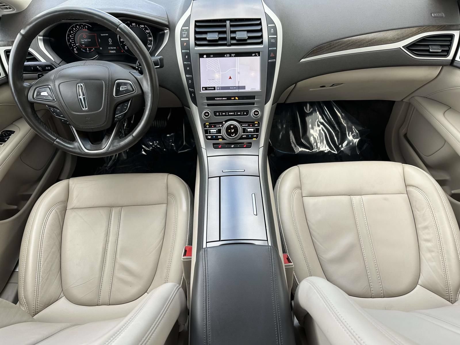 Used 2018 Lincoln MKZ Select w/ Select Plus Package FWD image 10