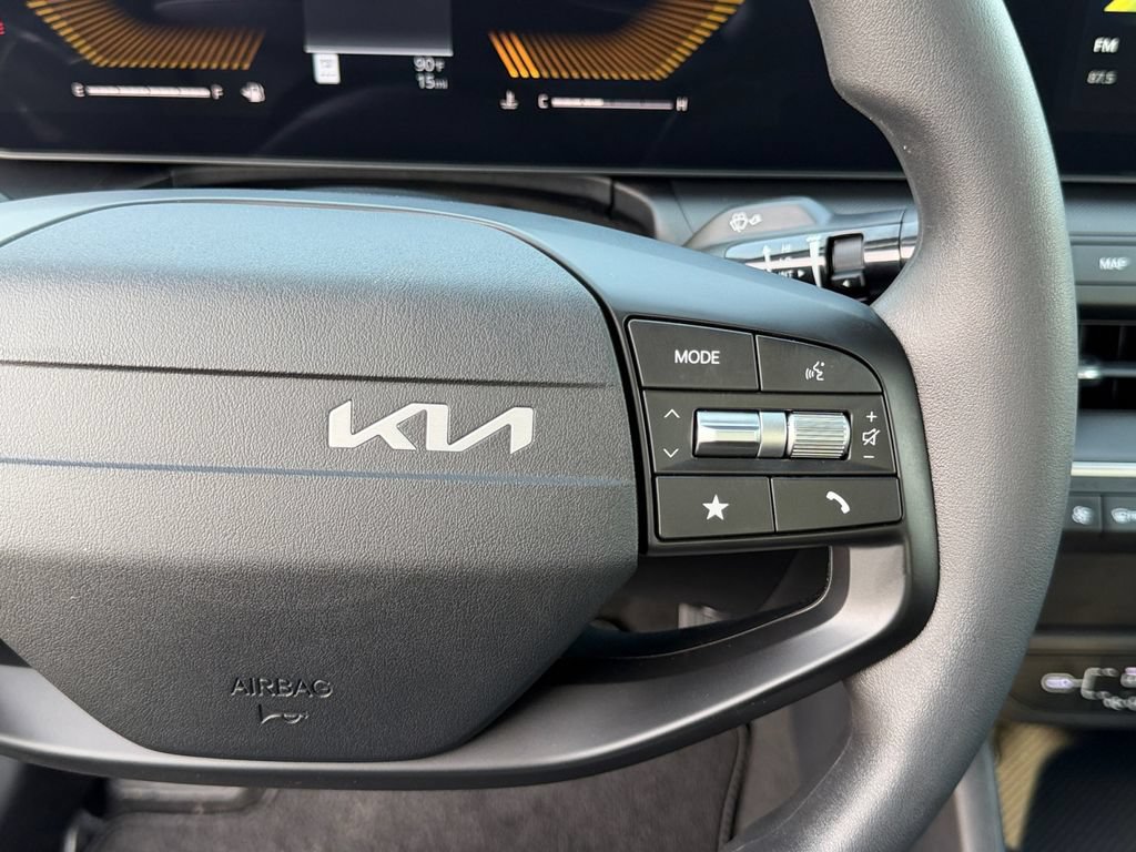 New 2026 Kia K4 FWD image 16