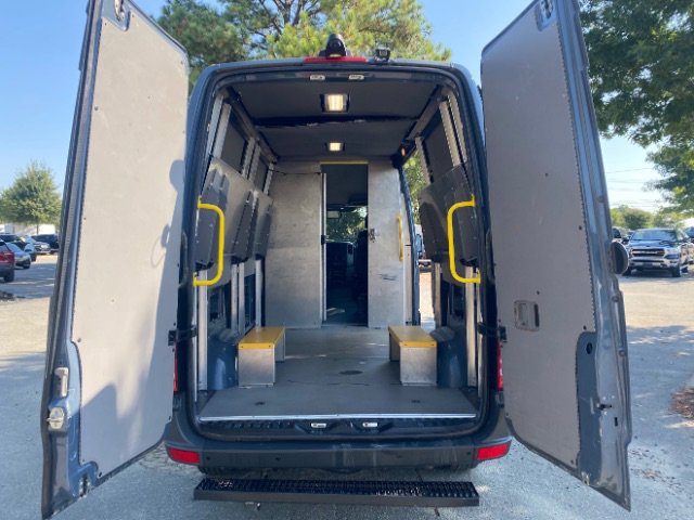 Used 2018 Mercedes-Benz Sprinter 2500 image 10