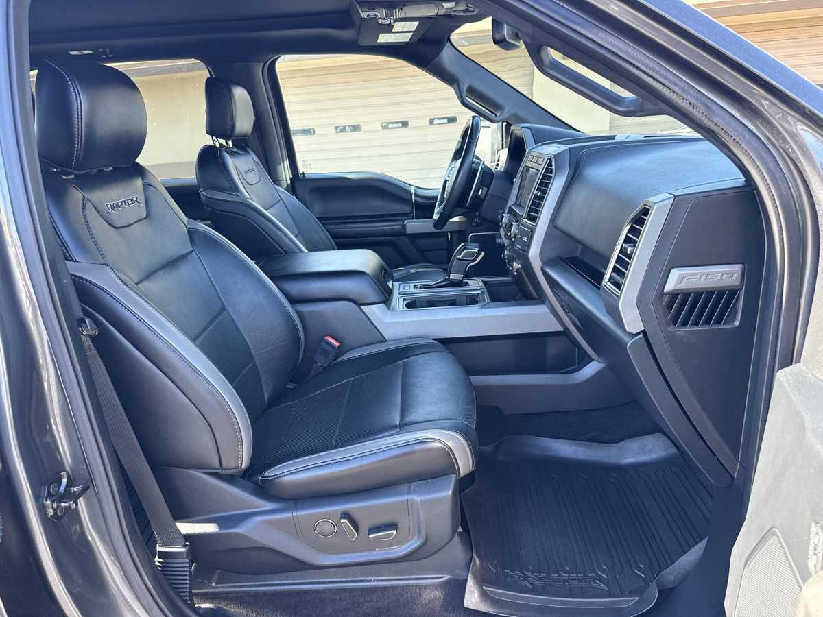 Used 2018 Ford F150 Raptor w/ Equipment Group 802A Luxury AWD/4WD image 22