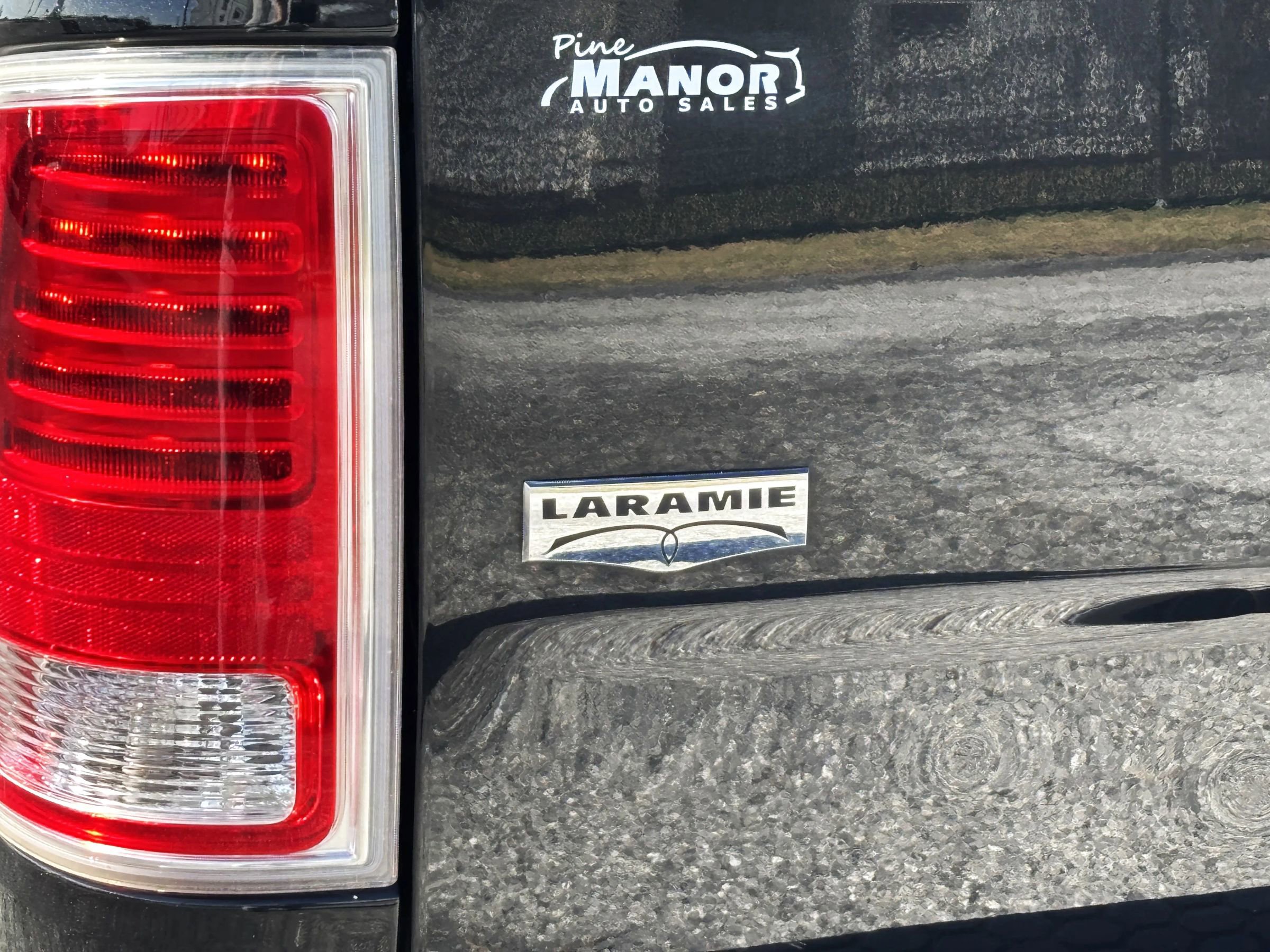 Used 2018 RAM 1500 Laramie w/ Convenience Group image 37