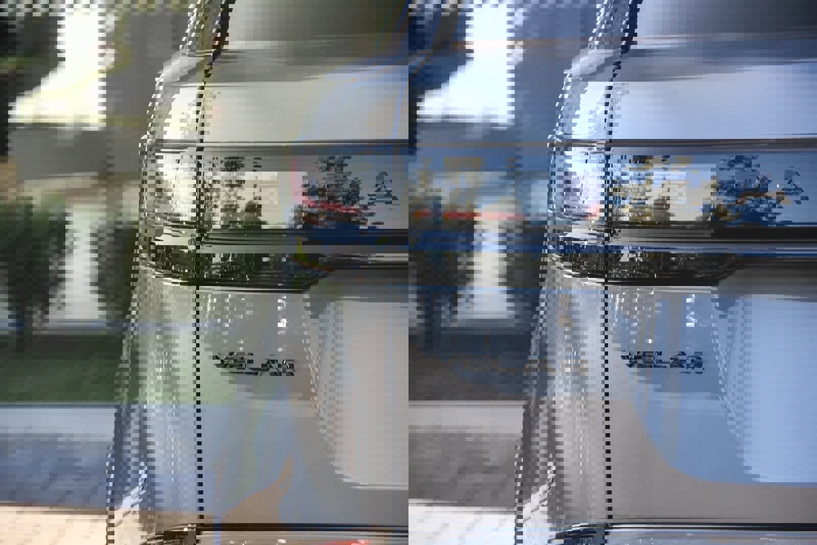 New 2026 Land Rover Range Rover Velar Dynamic SE image 6