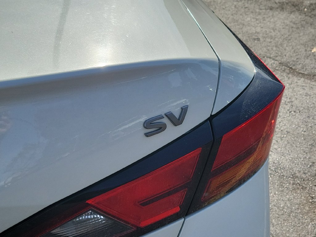 Used 2024 Nissan Altima 2.5 SV FWD image 12