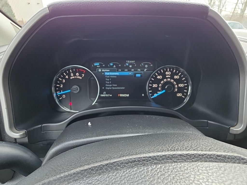 Used 2017 Ford F150 Lariat image 26