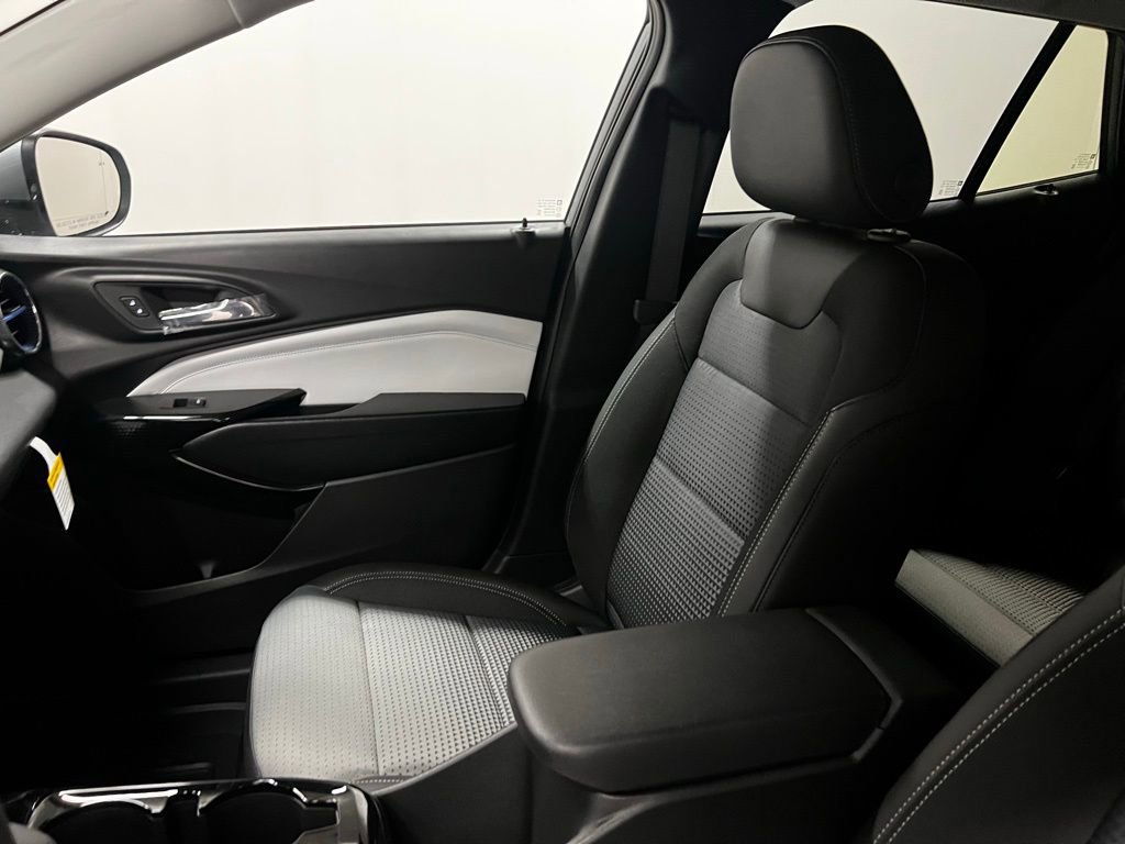 New 2026 Chevrolet Trax LT w/ Driver Confidence Package image 22