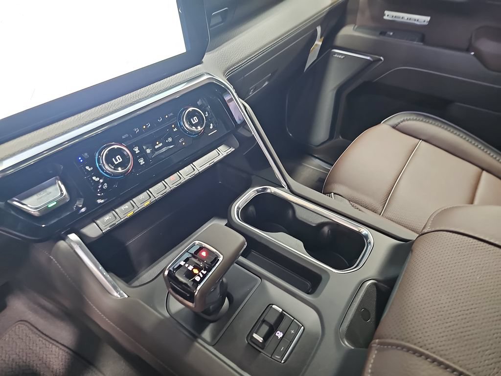 New 2026 GMC Sierra 1500 Denali AWD/4WD image 25