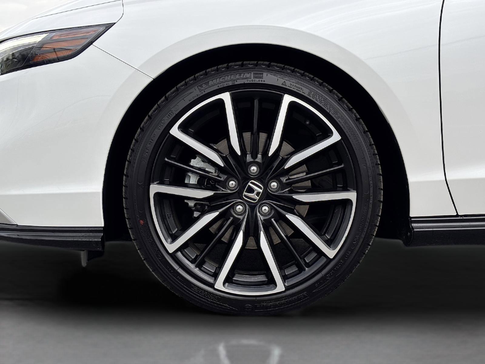 Certified 2025 Honda Accord Touring image 12