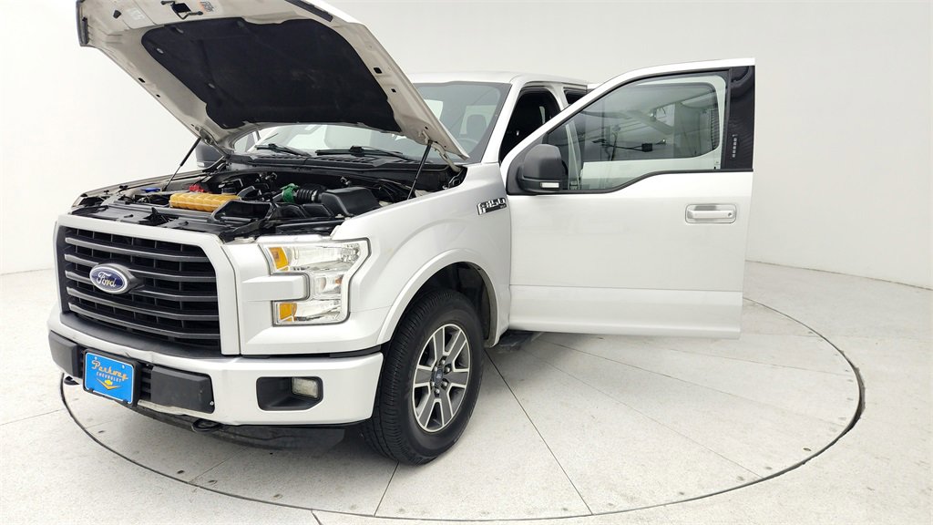 Used 2016 Ford F150 XLT w/ Equipment Group 302A Luxury image 10