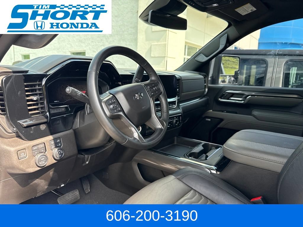 Used 2024 Chevrolet Silverado 2500 ZR2 AWD/4WD image 14