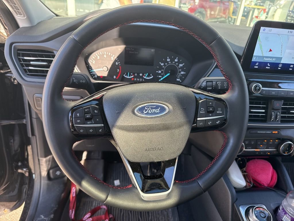 Used 2022 Ford Escape SEL w/ SEL Stealth AWD Package image 8