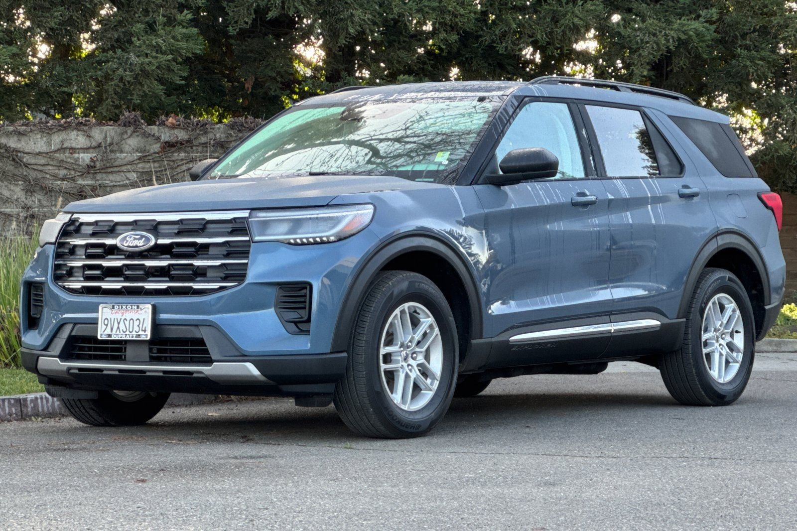 Used 2025 Ford Explorer Active image 8