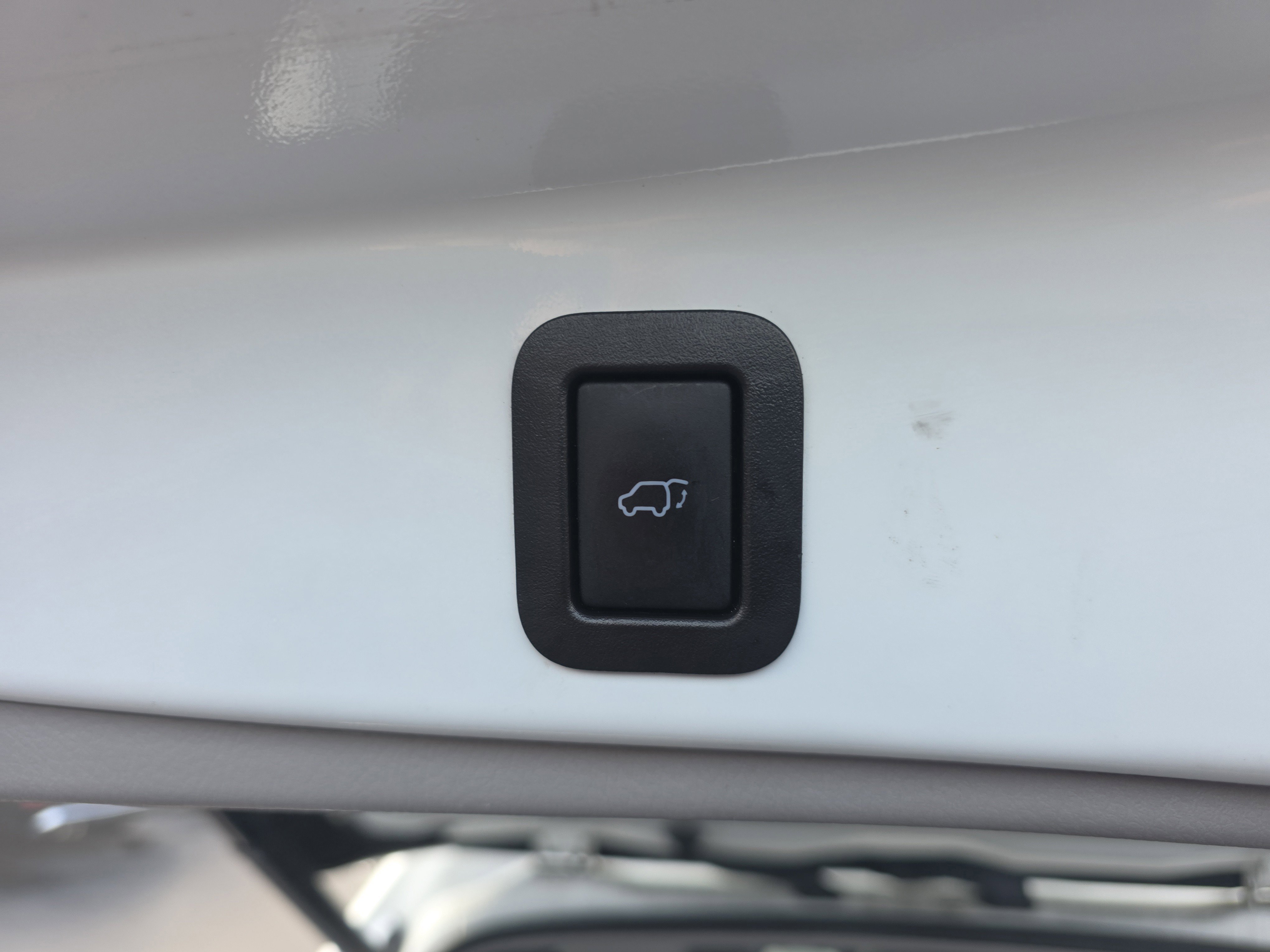 Used 2019 Toyota Highlander image 9