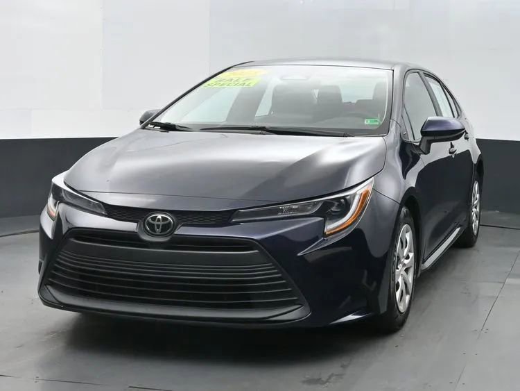 Used 2023 Toyota Corolla LE