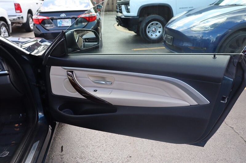 Used 2017 BMW 430i xDrive Coupe AWD/4WD image 22
