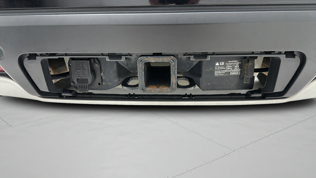 Used 2019 Ford Explorer XLT w/ Class III Trailer Tow Package AWD/4WD image 9
