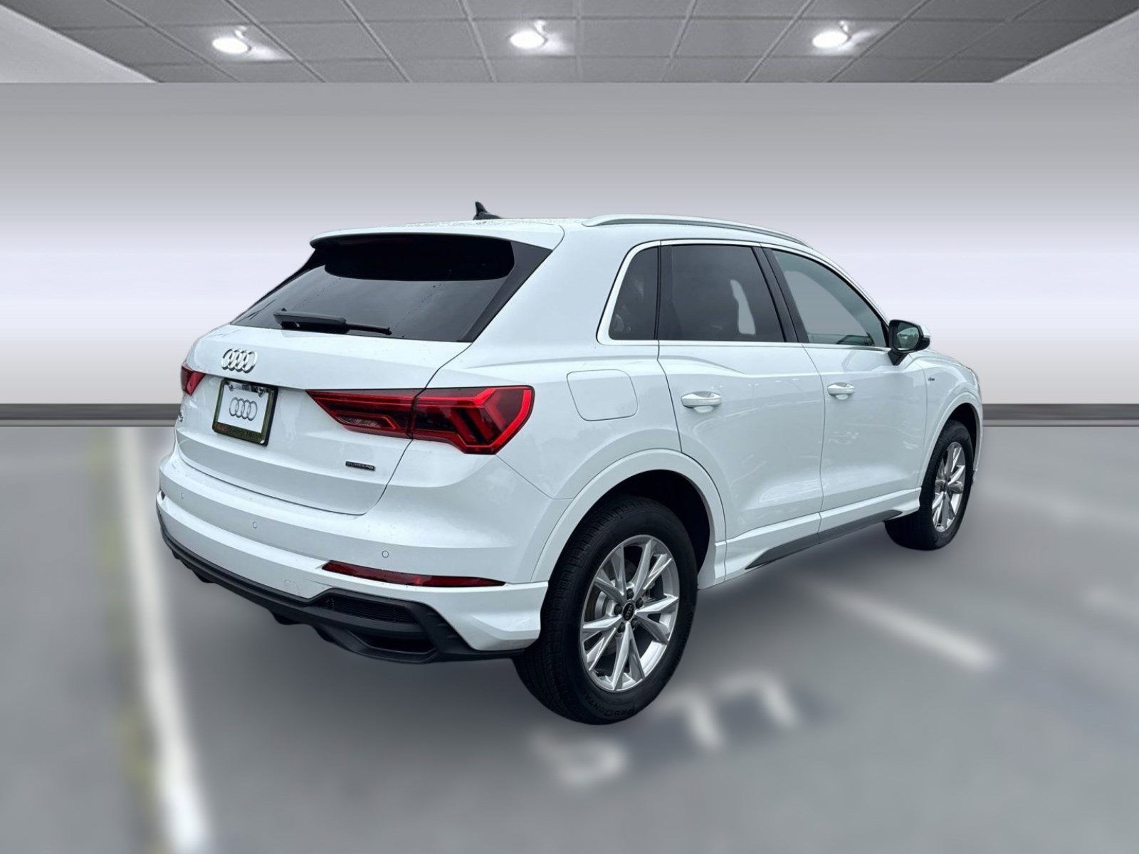 New 2025 Audi Q3 2.0T Premium image 9