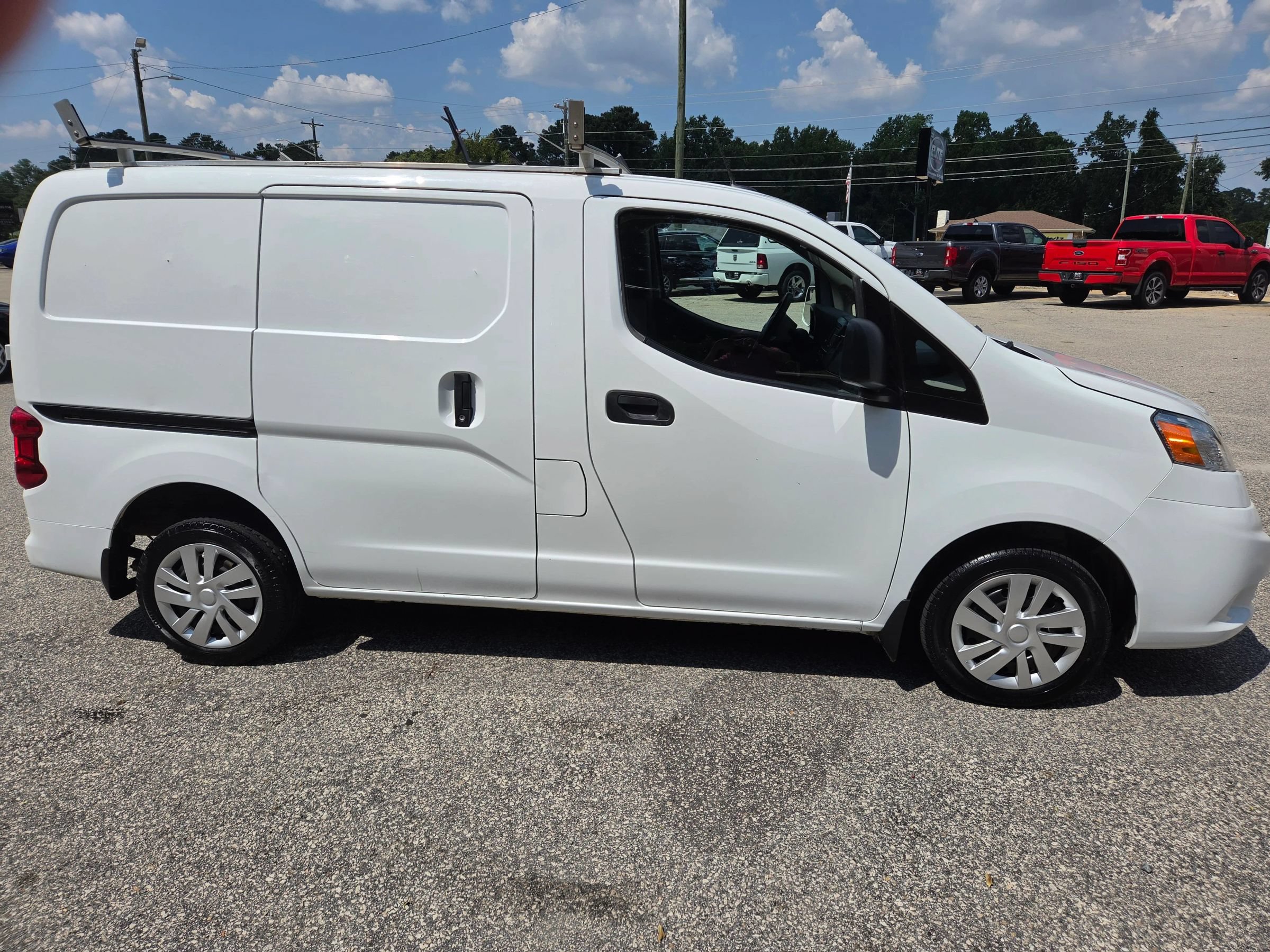 Used 2018 Nissan NV200 SV w/ Navigation Package FWD image 5