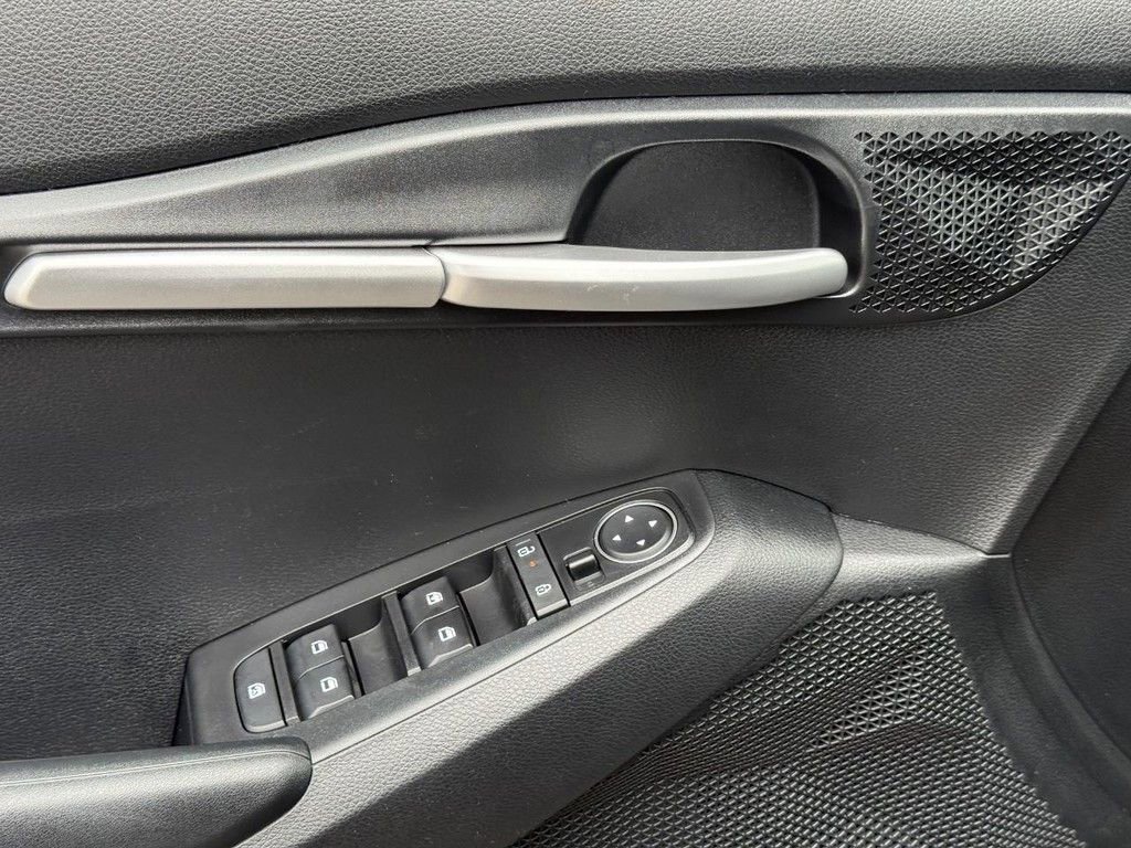 New 2026 Kia Seltos LX image 17