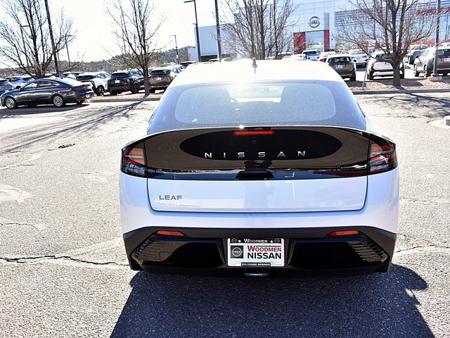New 2026 Nissan Leaf SV+ w/ Illuminated Package FWD image 5