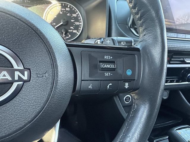 Used 2023 Nissan Rogue SV w/ SV Premium Package image 30