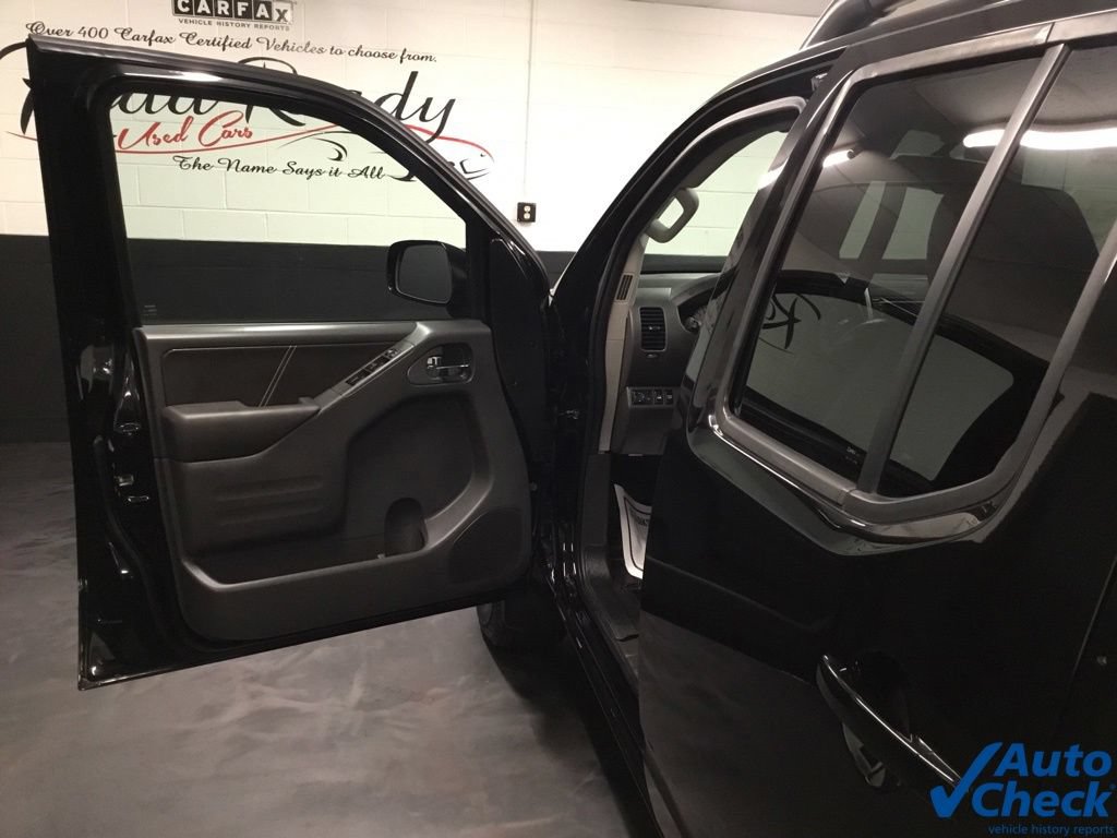 Used 2016 Nissan Frontier PRO-4X w/ Pro-4x Luxury Package AWD/4WD image 26
