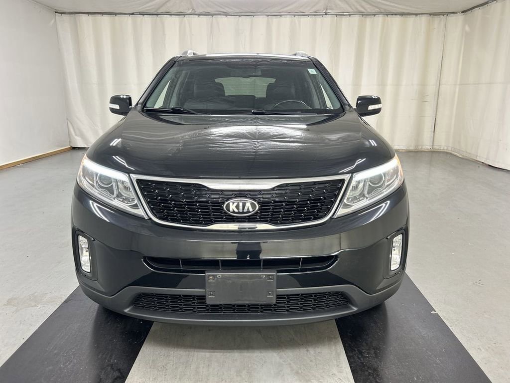Used 2015 Kia Sorento LX AWD/4WD image 3