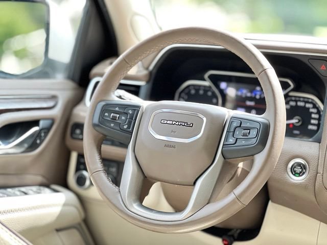 Used 2021 GMC Yukon Denali w/ Denali Premium Package AWD/4WD image 36