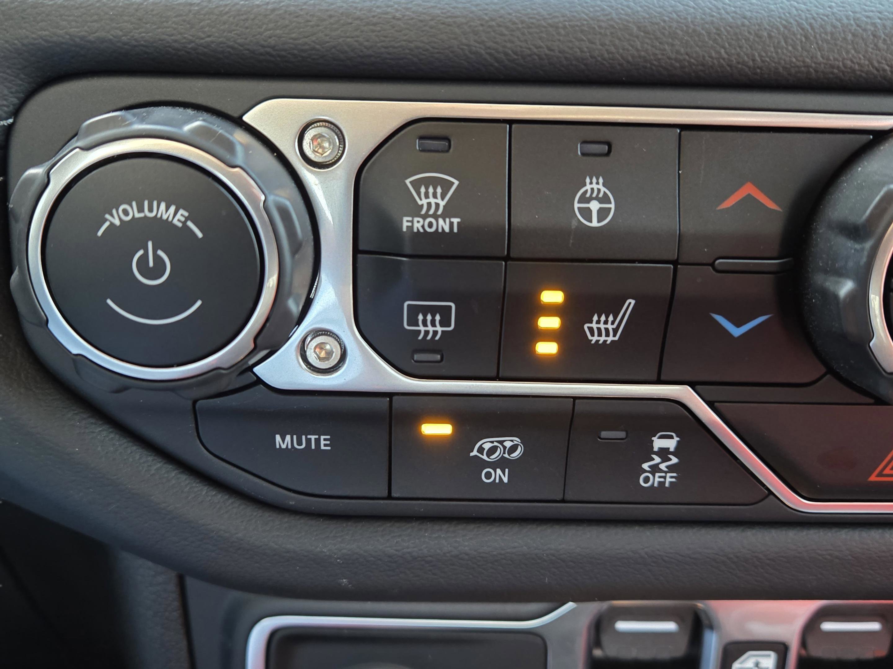 Used 2024 Jeep Wrangler Unlimited Rubicon 392 w/ Dual Top Group image 22