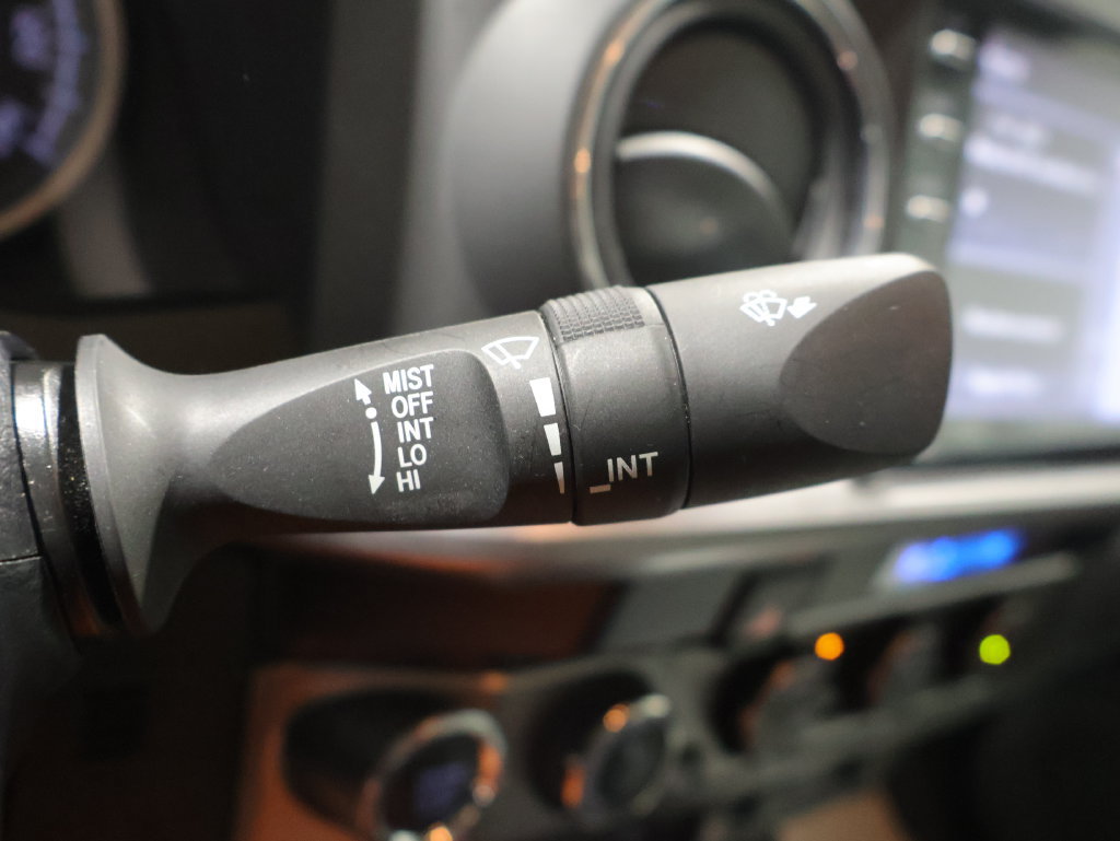 Certified 2023 Toyota Tacoma SR5 AWD/4WD image 37