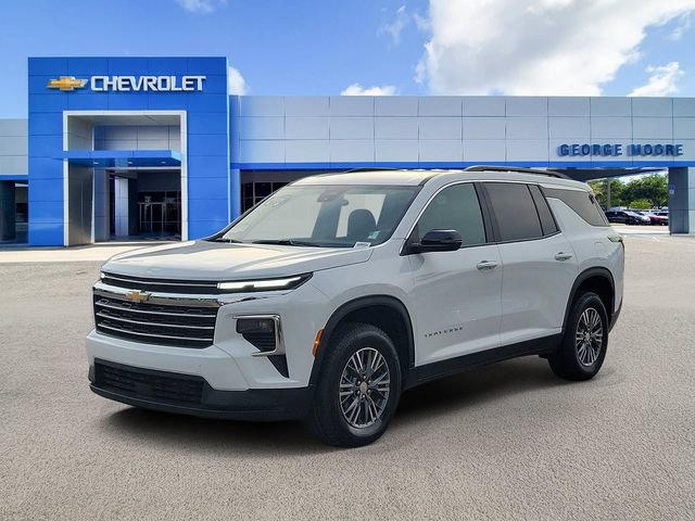 Certified 2025 Chevrolet Traverse LT AWD/4WD image 2