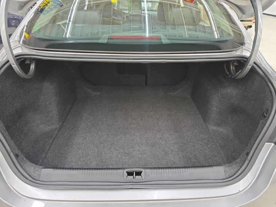 Used 2015 Chrysler 200 C w/ Navigation & Sound Group I image 35