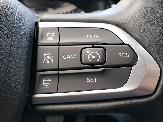 Used 2022 Jeep Compass Limited AWD/4WD image 22