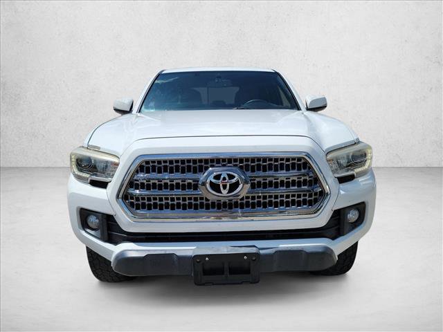 Used 2017 Toyota Tacoma TRD Off-Road AWD/4WD image 2
