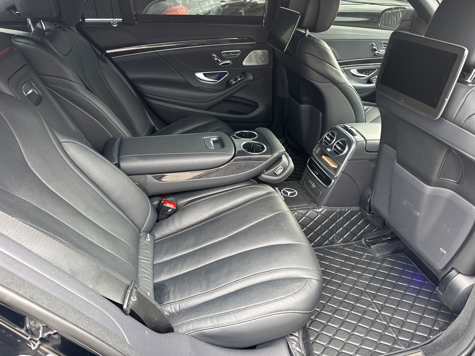 Used 2020 Mercedes-Benz S 450 Sedan image 11