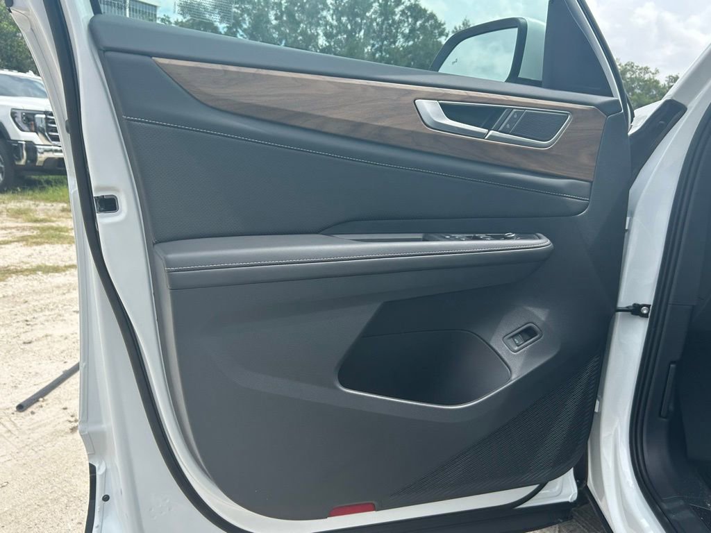 New 2026 Volkswagen Atlas SE image 48