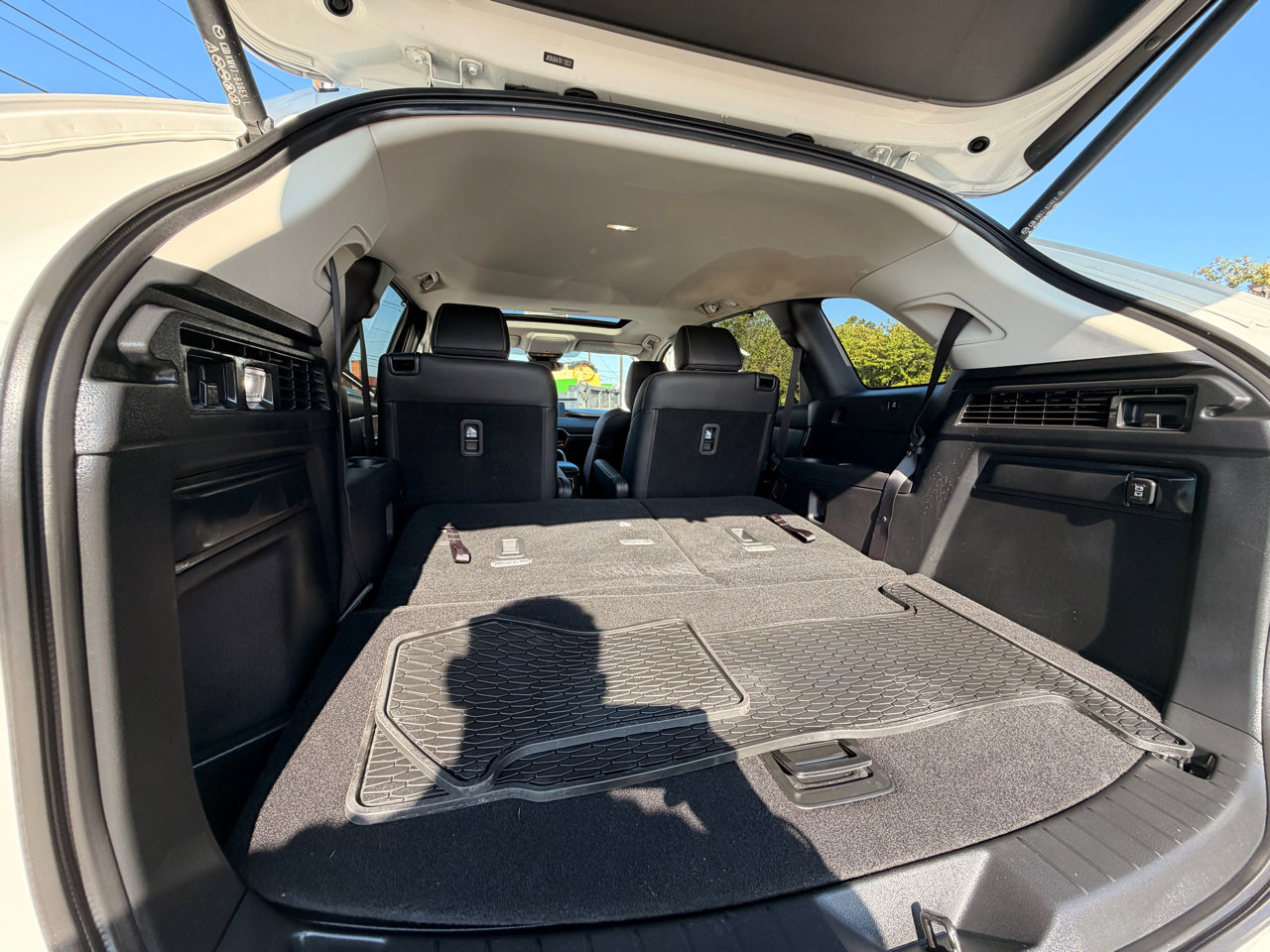 Used 2024 MAZDA CX-90 Plug-In Hybrid w/ Preferred image 22