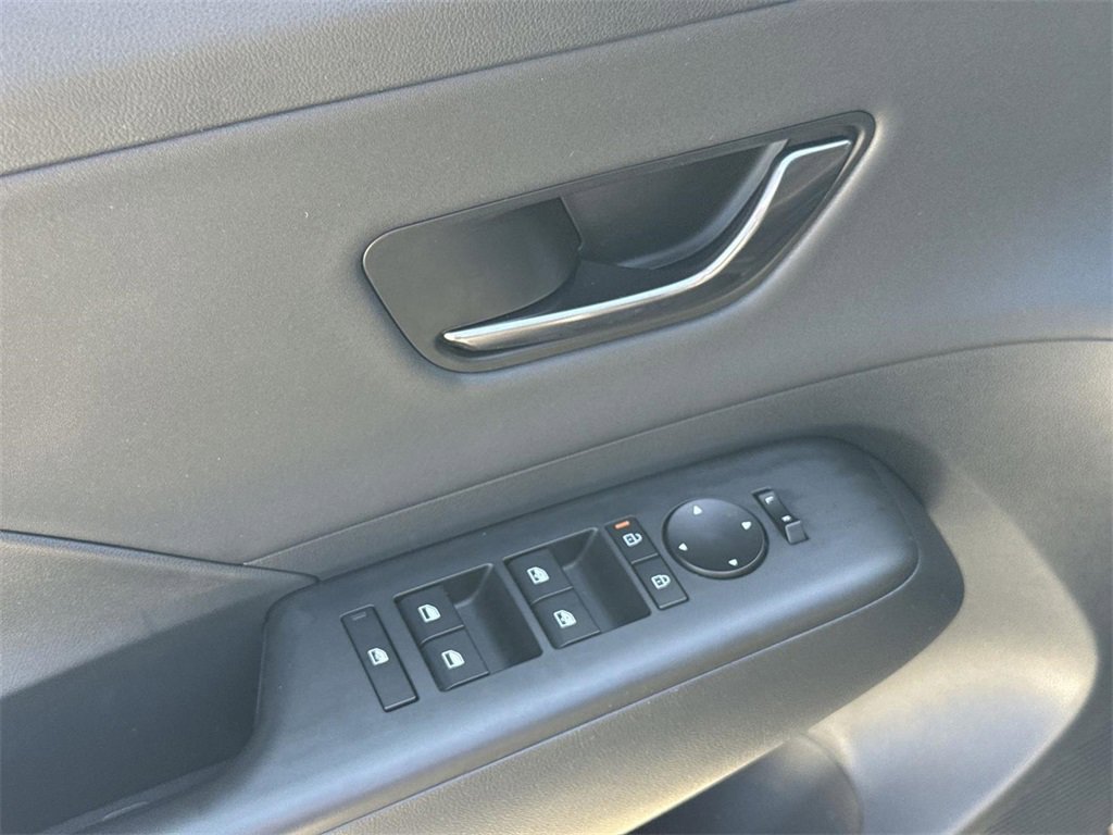 Used 2024 Hyundai Kona N Line image 23