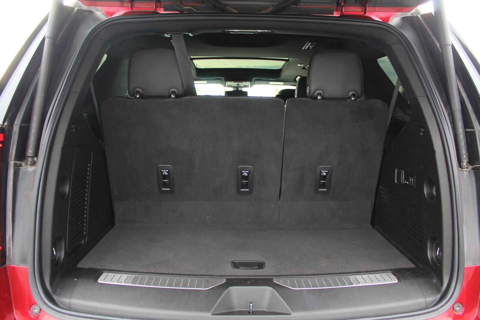 Used 2021 GMC Yukon AT4 w/ AT4 Premium Package image 23