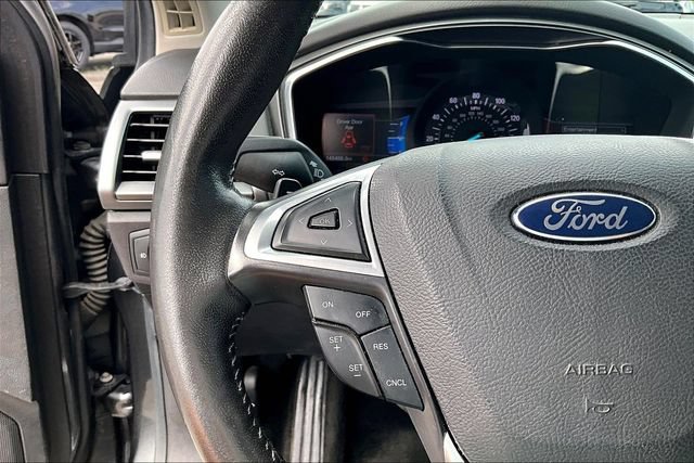 Used 2015 Ford Fusion Titanium FWD image 11