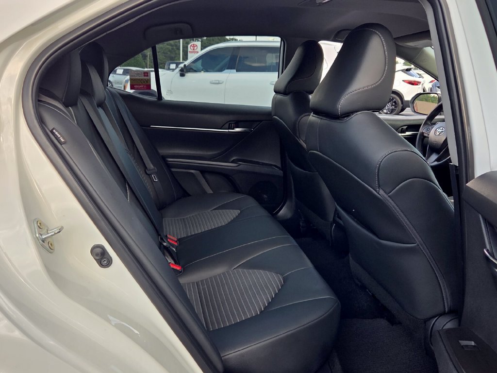 Certified 2024 Toyota Camry SE FWD image 14