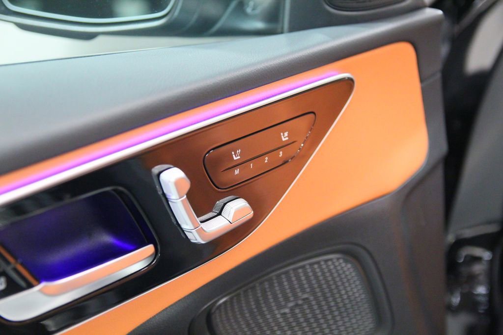 Certified 2025 Mercedes-Benz C 300 4MATIC Sedan image 18