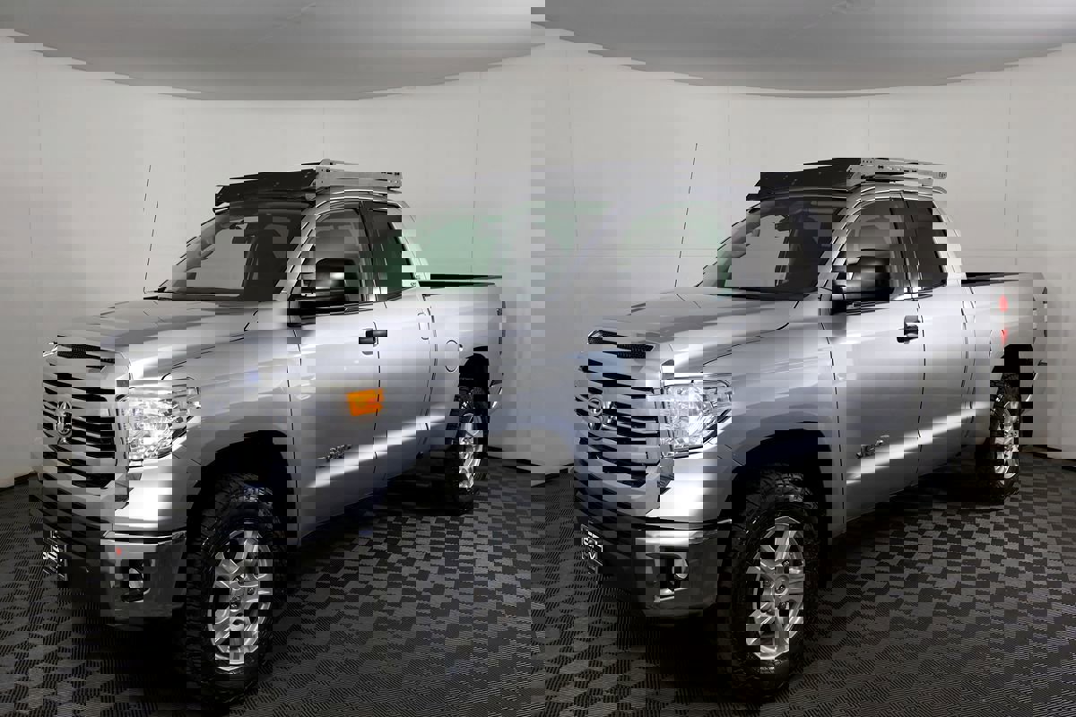 Used 2017 Toyota Tundra SR5 image 10