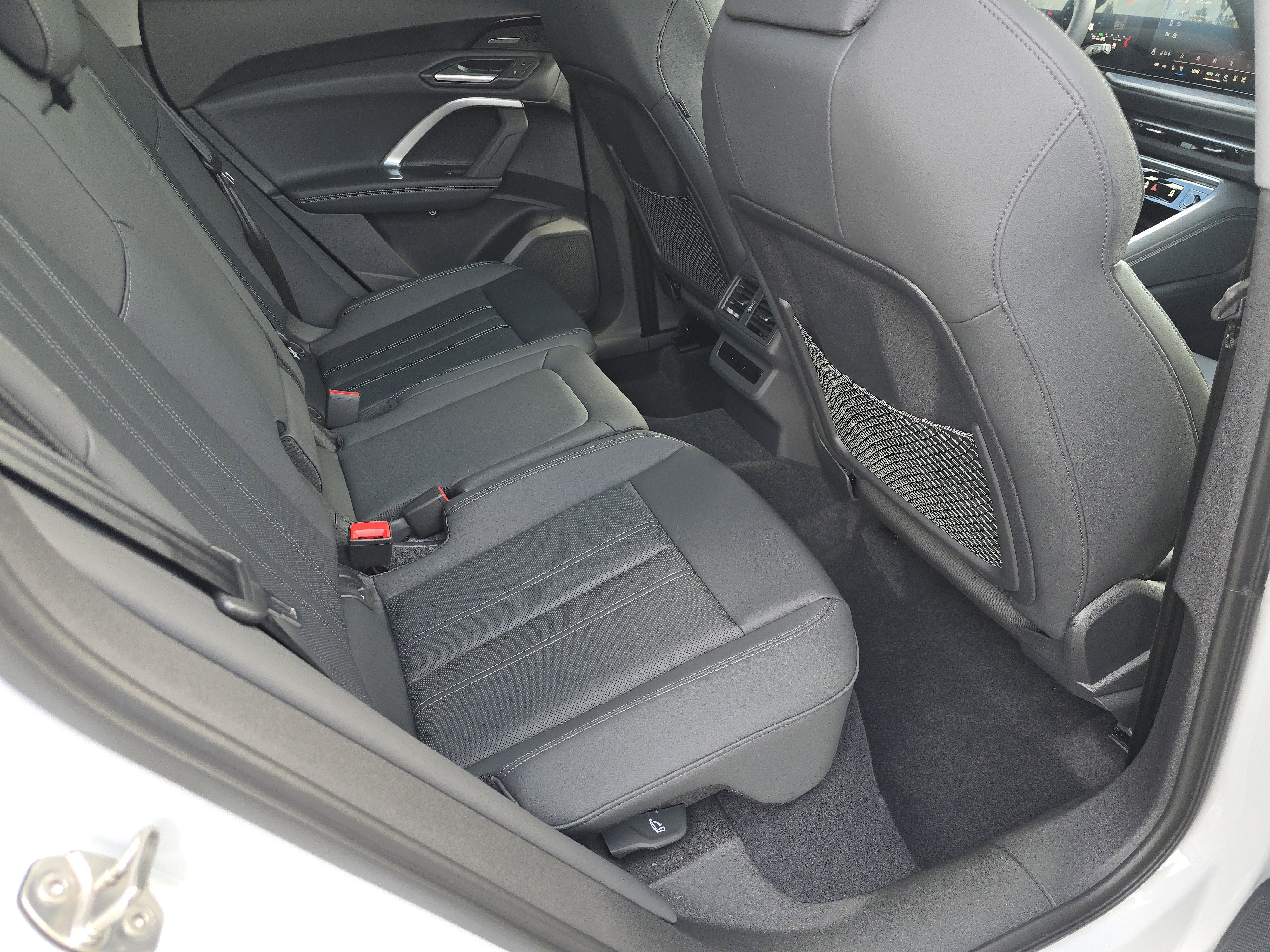 New 2025 Audi Q5 Premium Plus image 18