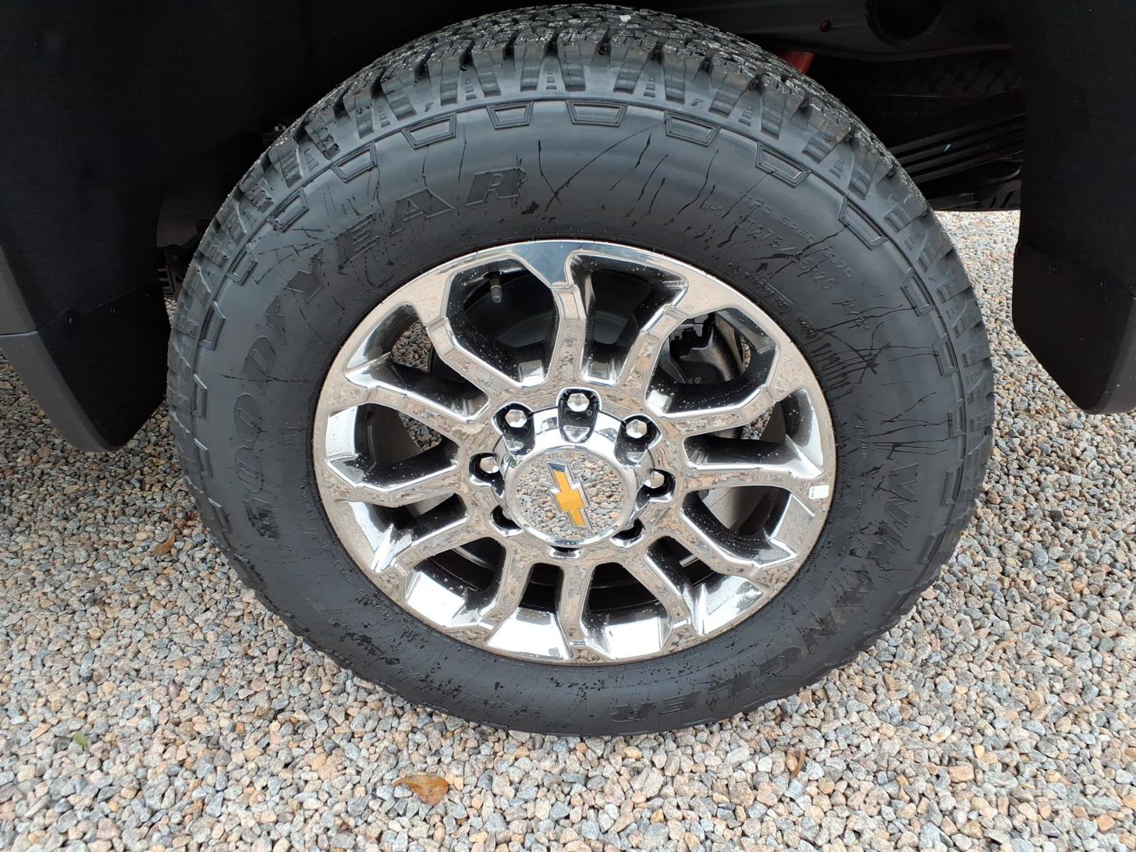 New 2026 Chevrolet Silverado 2500 LTZ w/ LTZ Premium Package AWD/4WD image 15