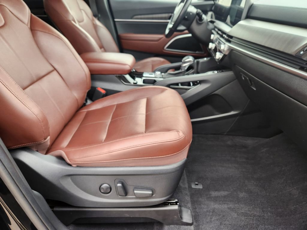 Certified 2023 Kia Telluride EX w/ EX Captain's Chair Package AWD/4WD image 17