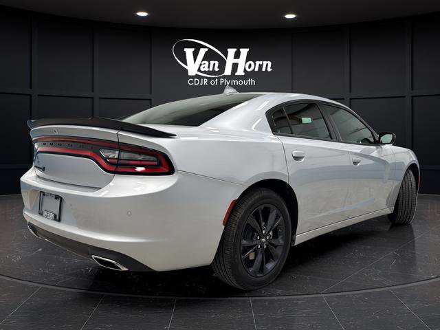 Used 2023 Dodge Charger SXT w/ Blacktop Package image 3