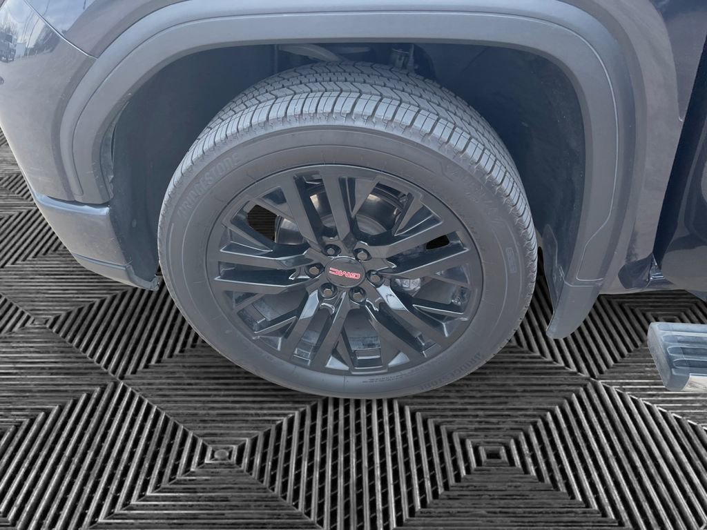 Certified 2022 GMC Sierra 1500 Denali w/ Denali Carbonpro Edition image 14