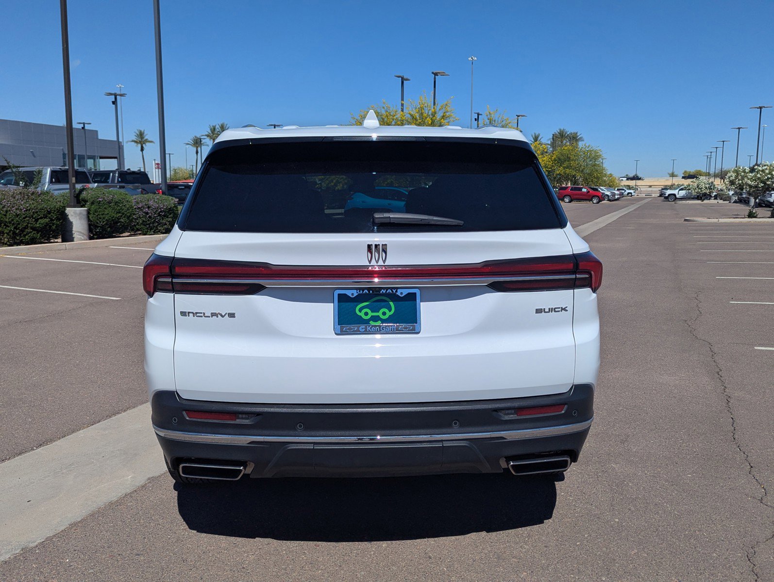 Certified 2025 Buick Enclave Preferred image 4