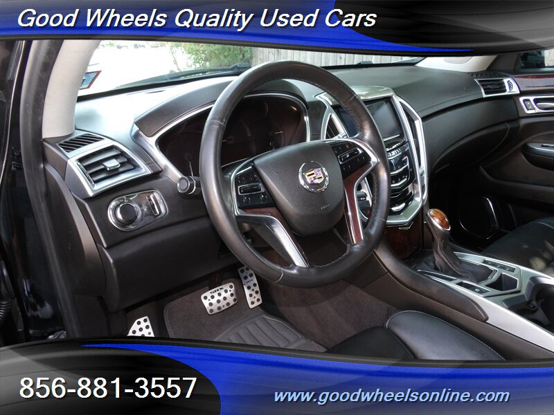 Used 2015 Cadillac SRX Luxury w/ Driver Awareness Package FWD image 12